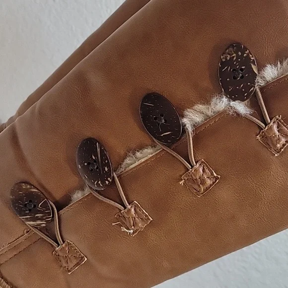 BEARPAW Women's Lori Hickory Boots US 10, 12 inches tall - Picture 6 of 17